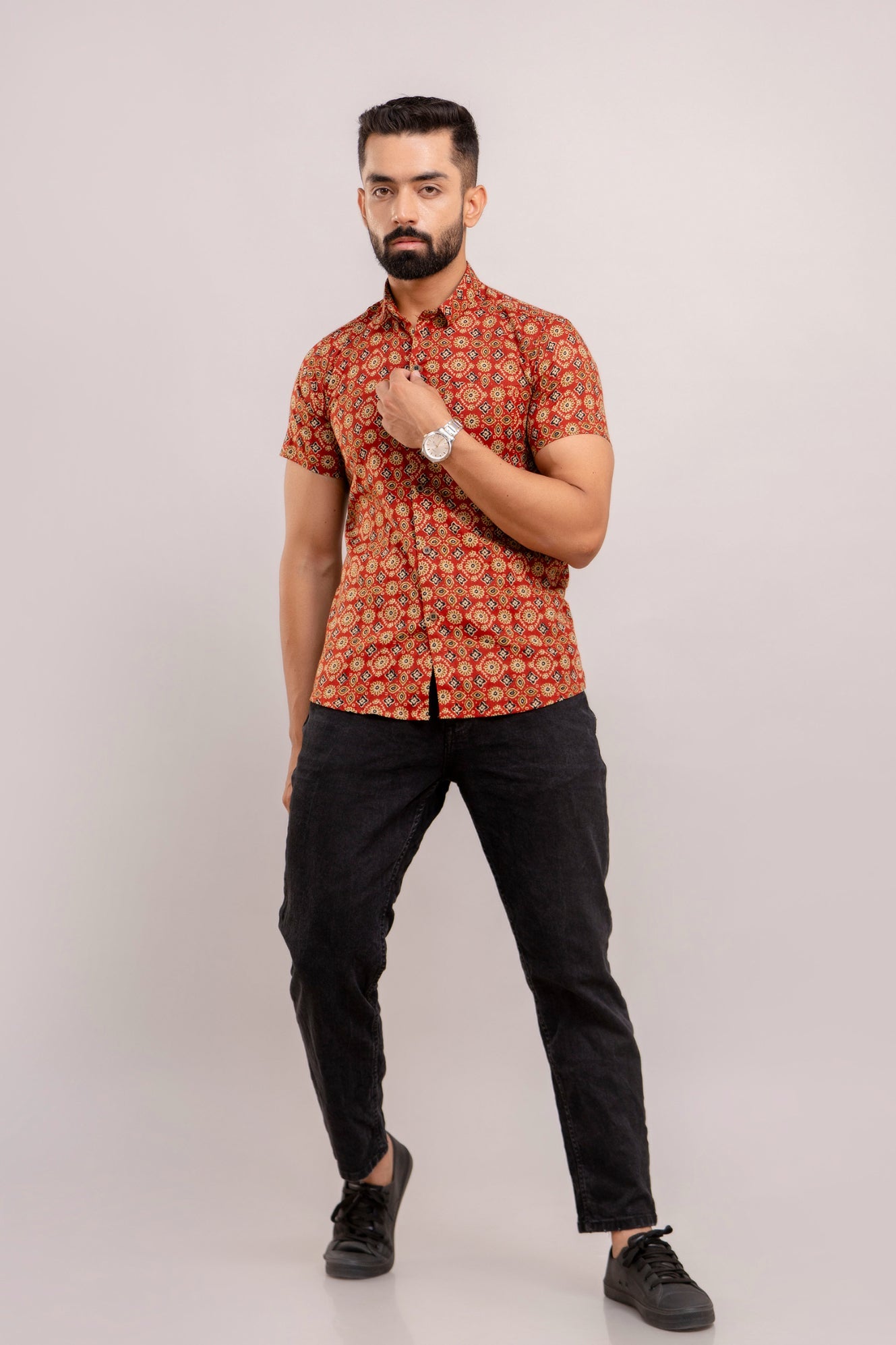 Men Red Ethnic Printed Short Sleeves Casual Cotton Shirt-FrionKandy