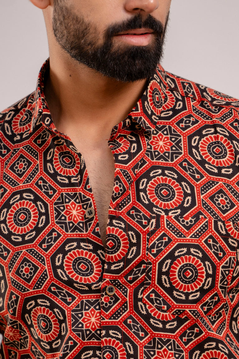 Men Black & Maroon Ethnic Printed Short Sleeves Casual Cotton Shirt-FrionKandy