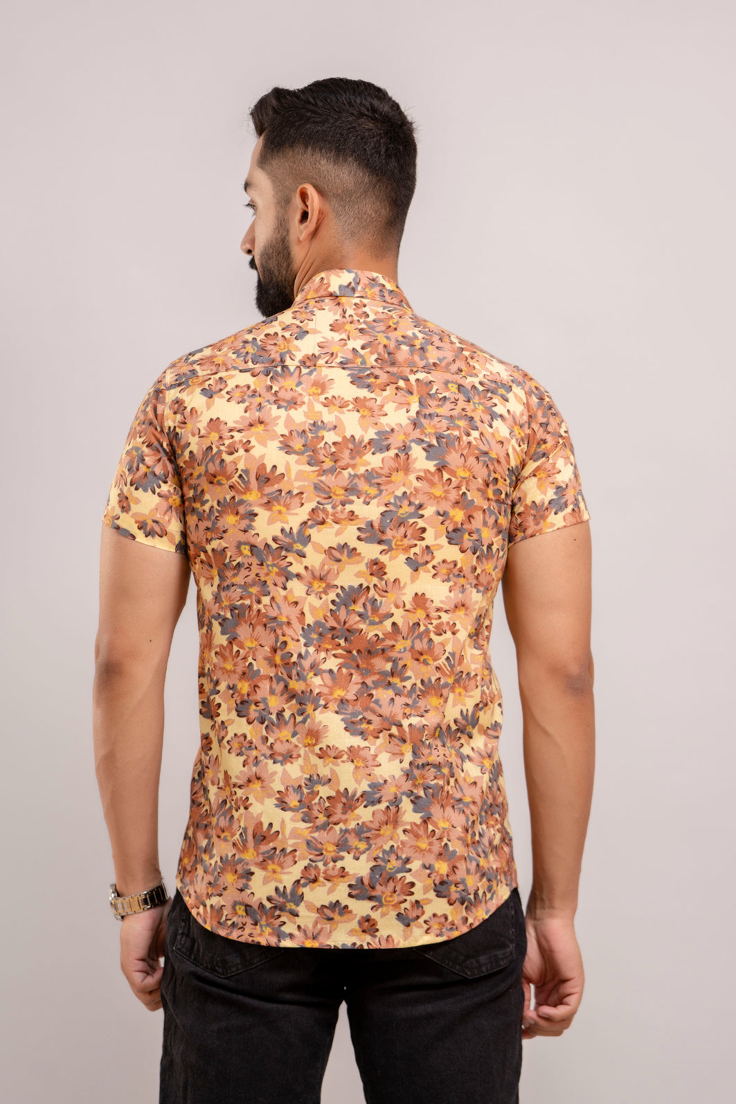 Men Yellow Floral Printed Short Sleeves Casual Cotton Shirt-FrionKandy