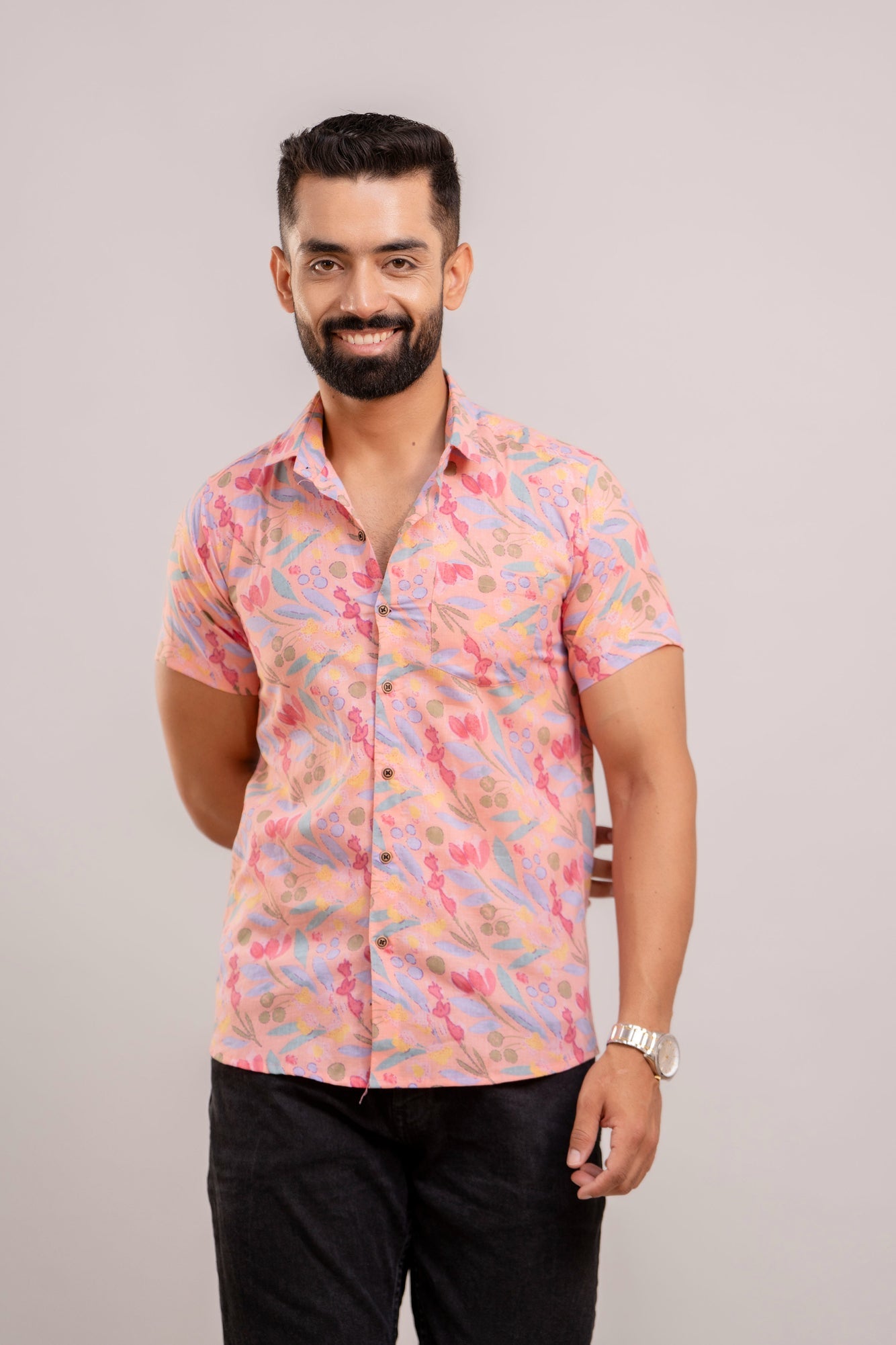 Men Pink Floral Printed Short Sleeves Casual Cotton Shirt-FrionKandy