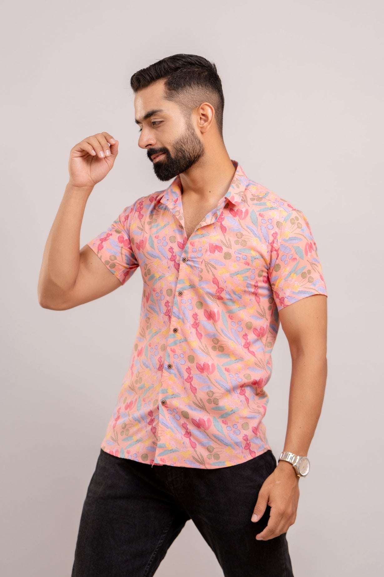 Men Pink Floral Printed Short Sleeves Casual Cotton Shirt-FrionKandy