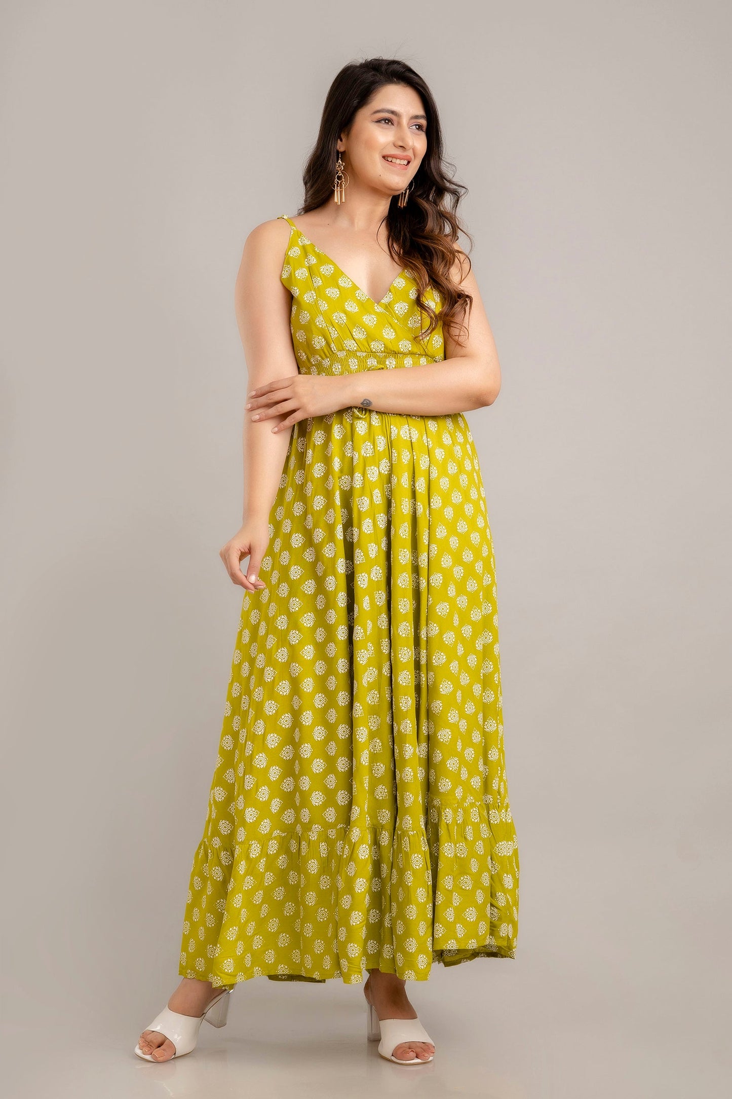 Green Floral Printed Sleeveless Fit and Flare Maxi Dress - SHKUP1361