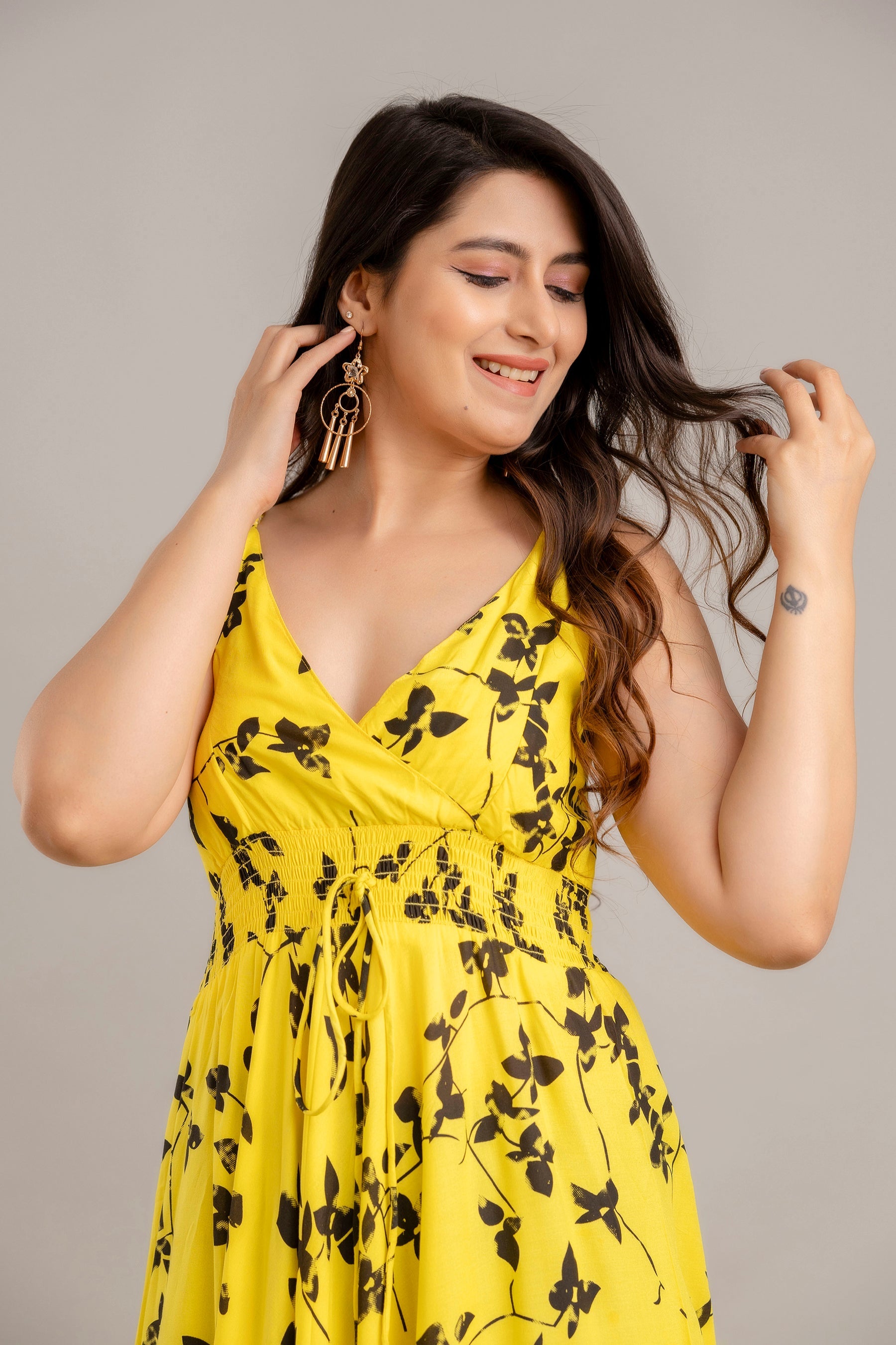 Yellow Floral Printed Sleeveless Fit and Flare Maxi Dress - SHKUP1362