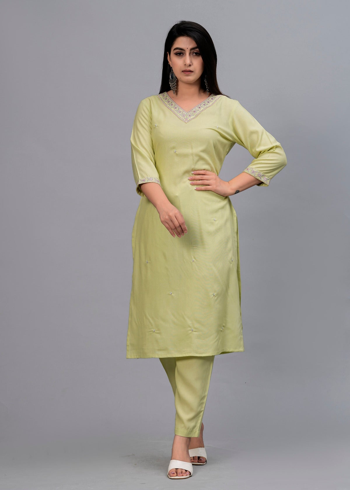 Women Olive Solid Embroidered Kurta with Trousers & Dupatta