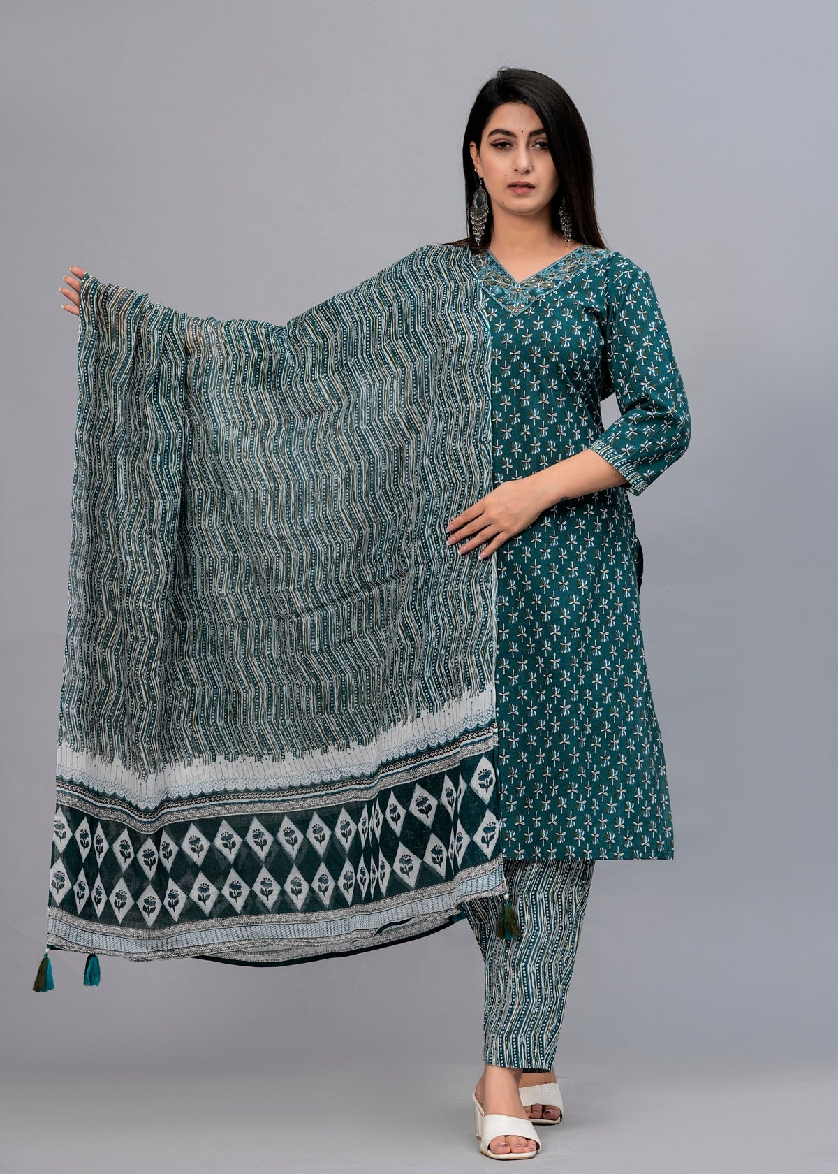 Women Opal Green Floral Printed Kurta with Trousers & Dupatta