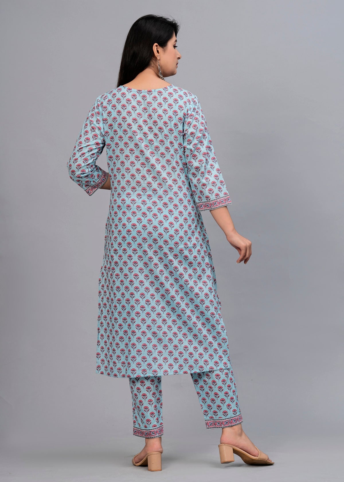 Women Turquoise Blue Floral Printed Kurta with Trousers & Dupatta