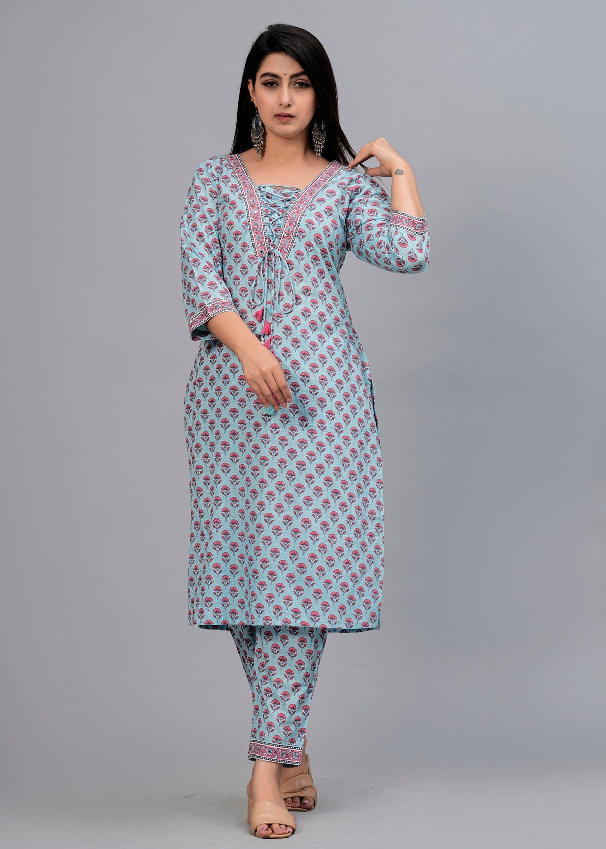 Women Turquoise Blue Floral Printed Kurta with Trousers & Dupatta