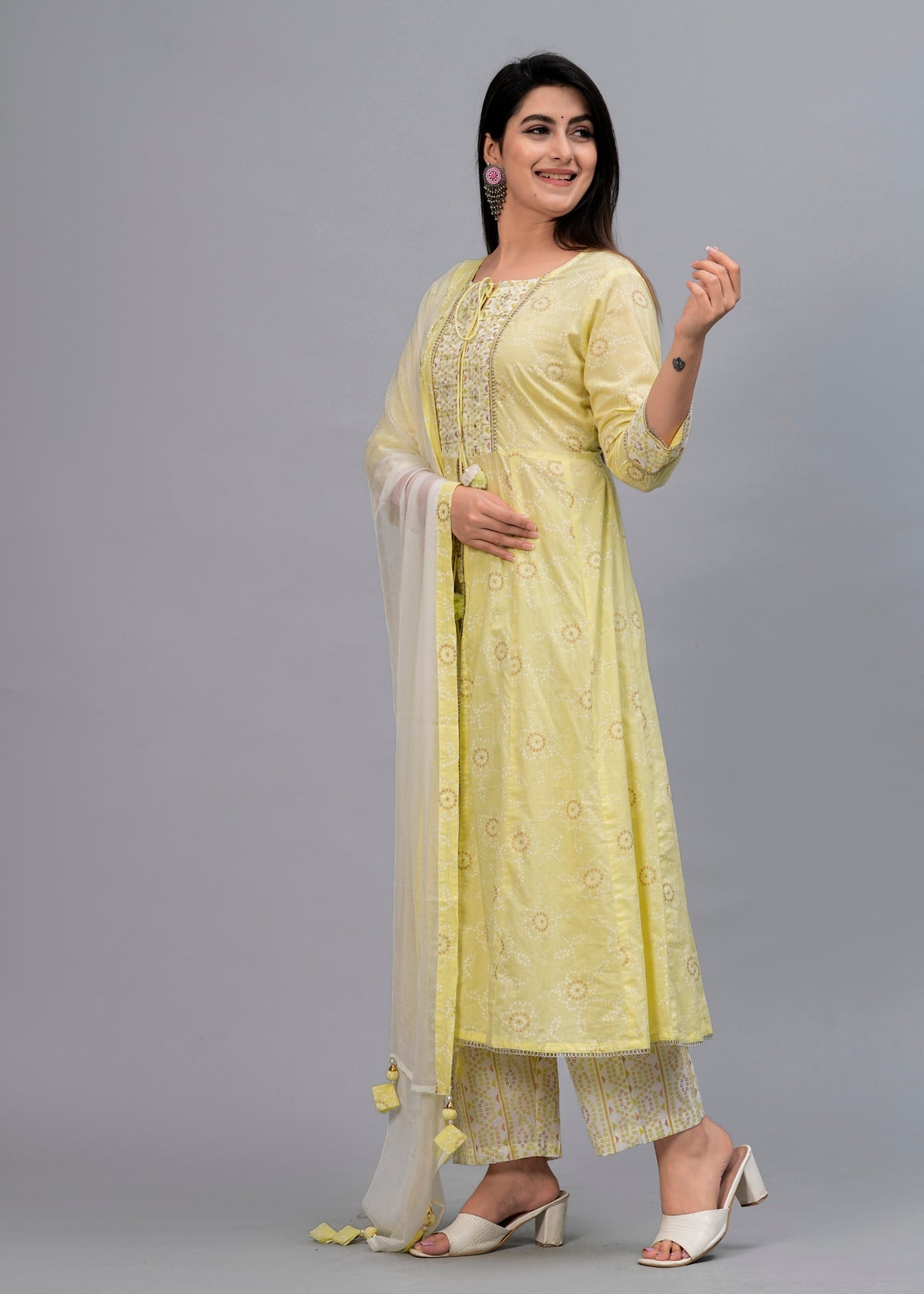 Women Lime Green Bandhani Printed Kurta with Trousers & Dupatta