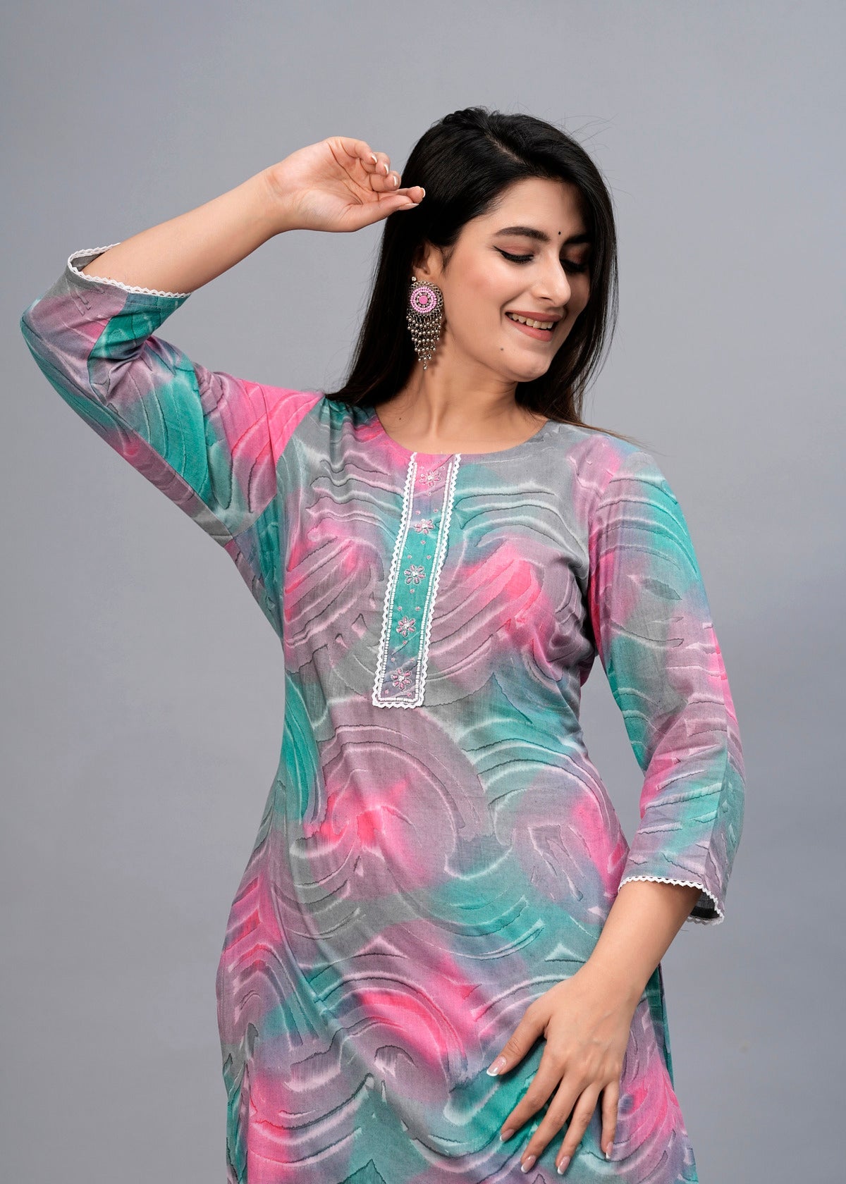 Women Pink & Turquoise Digital Printed Straight Kurta