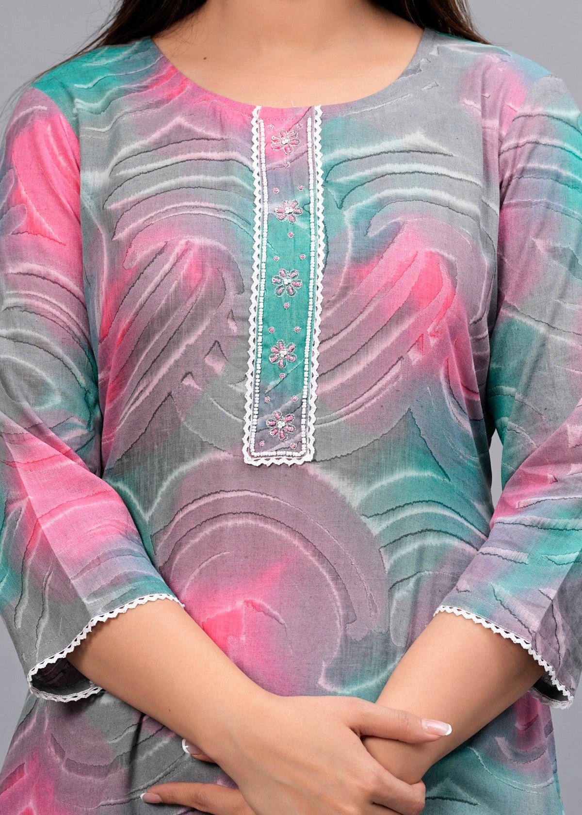 Women Pink & Turquoise Digital Printed Straight Kurta