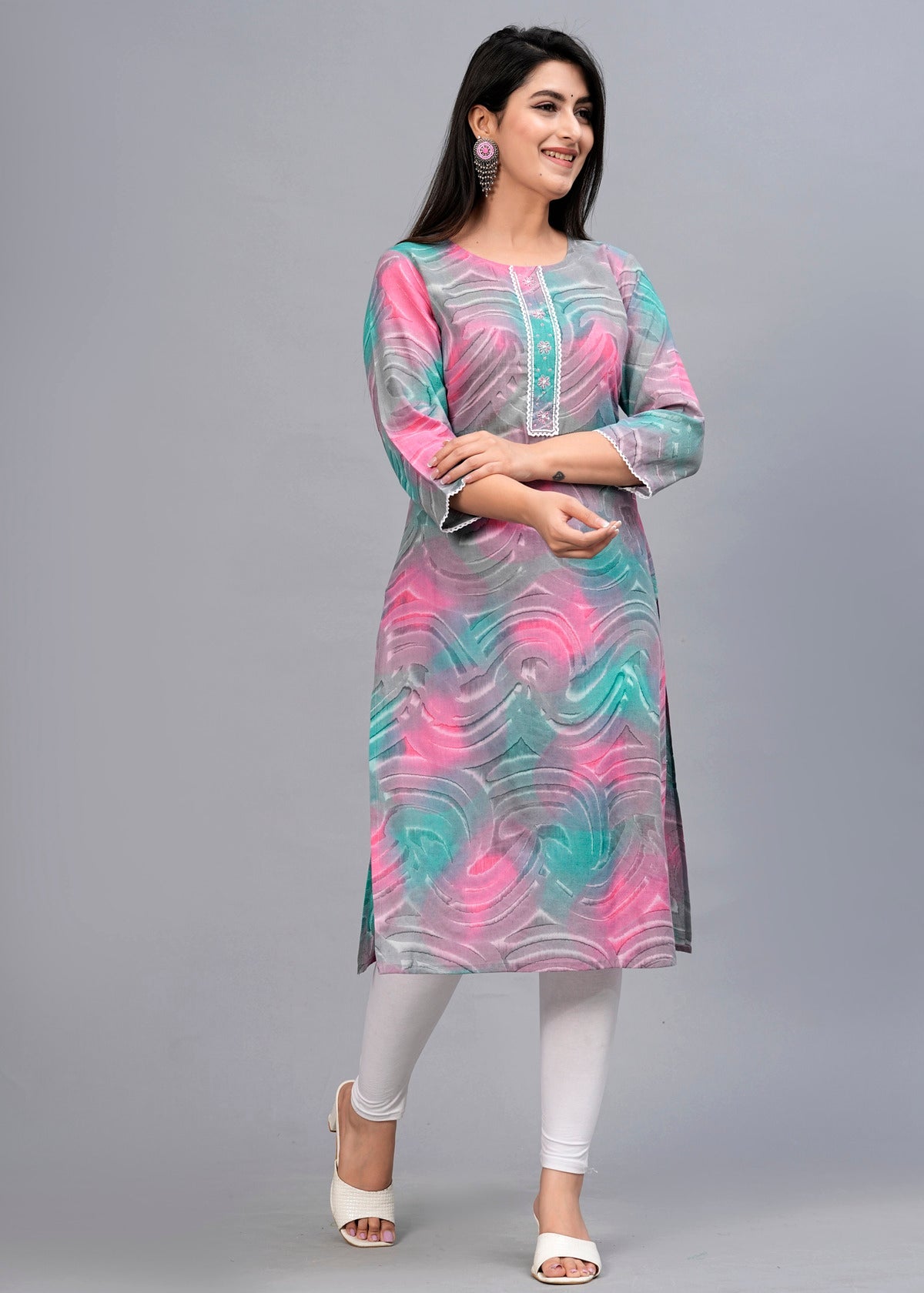 Women Pink & Turquoise Digital Printed Straight Kurta