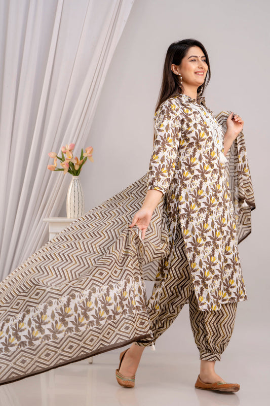 Women Brown & White Floral Printed Kurta with Pyjamas & Dupatta