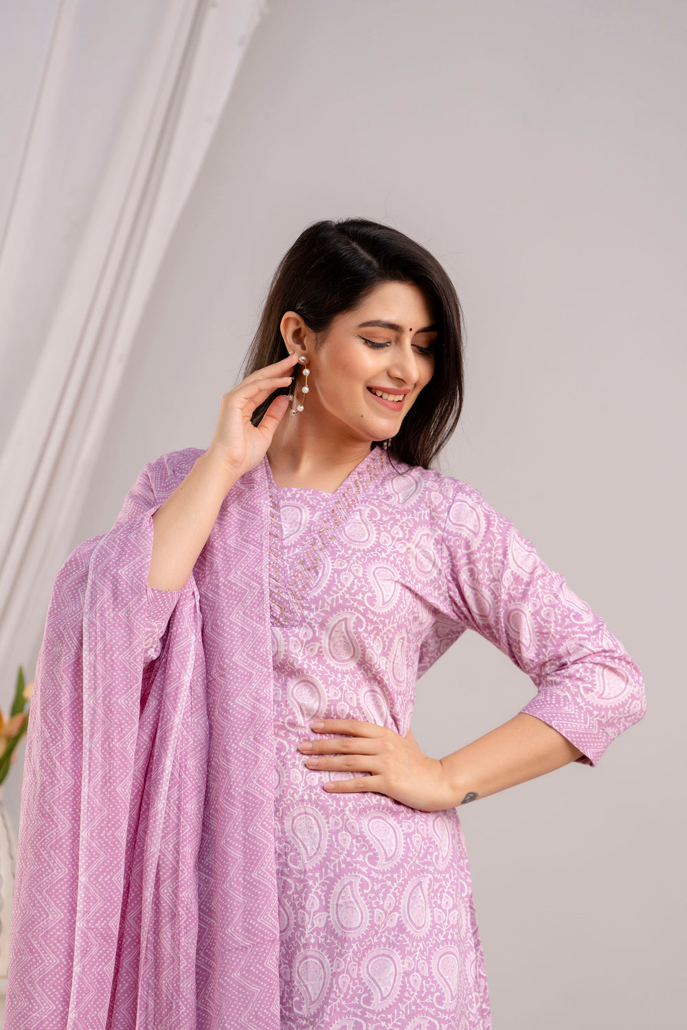 Women Lavender Paisley Printed Kurta with Trousers & Dupatta