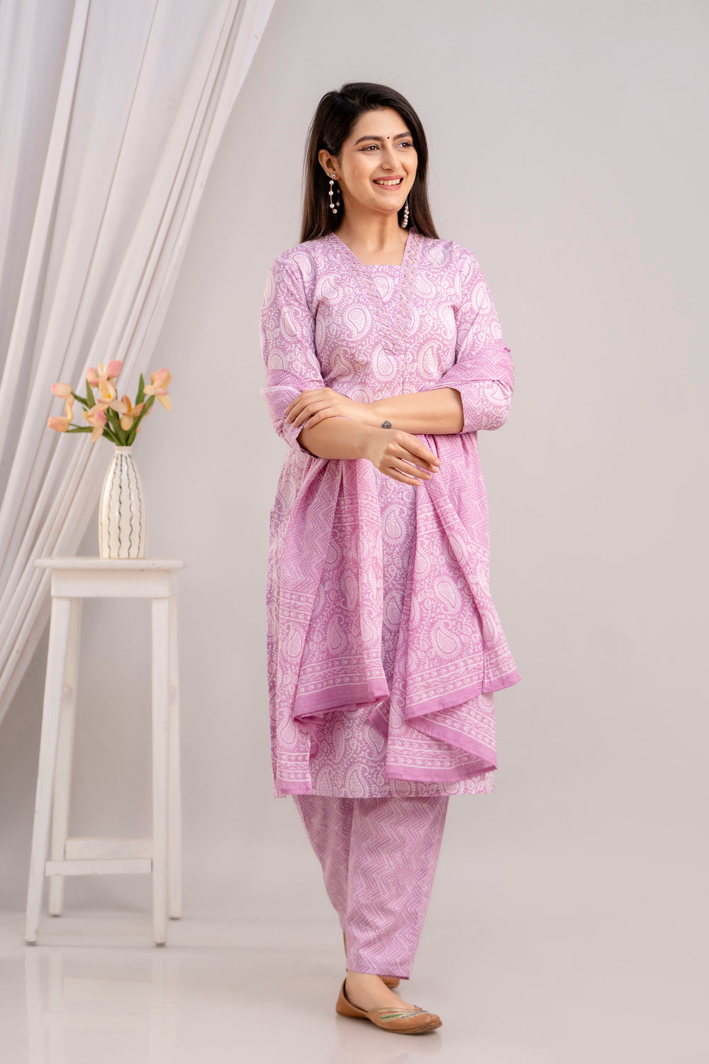 Women Lavender Paisley Printed Kurta with Trousers & Dupatta