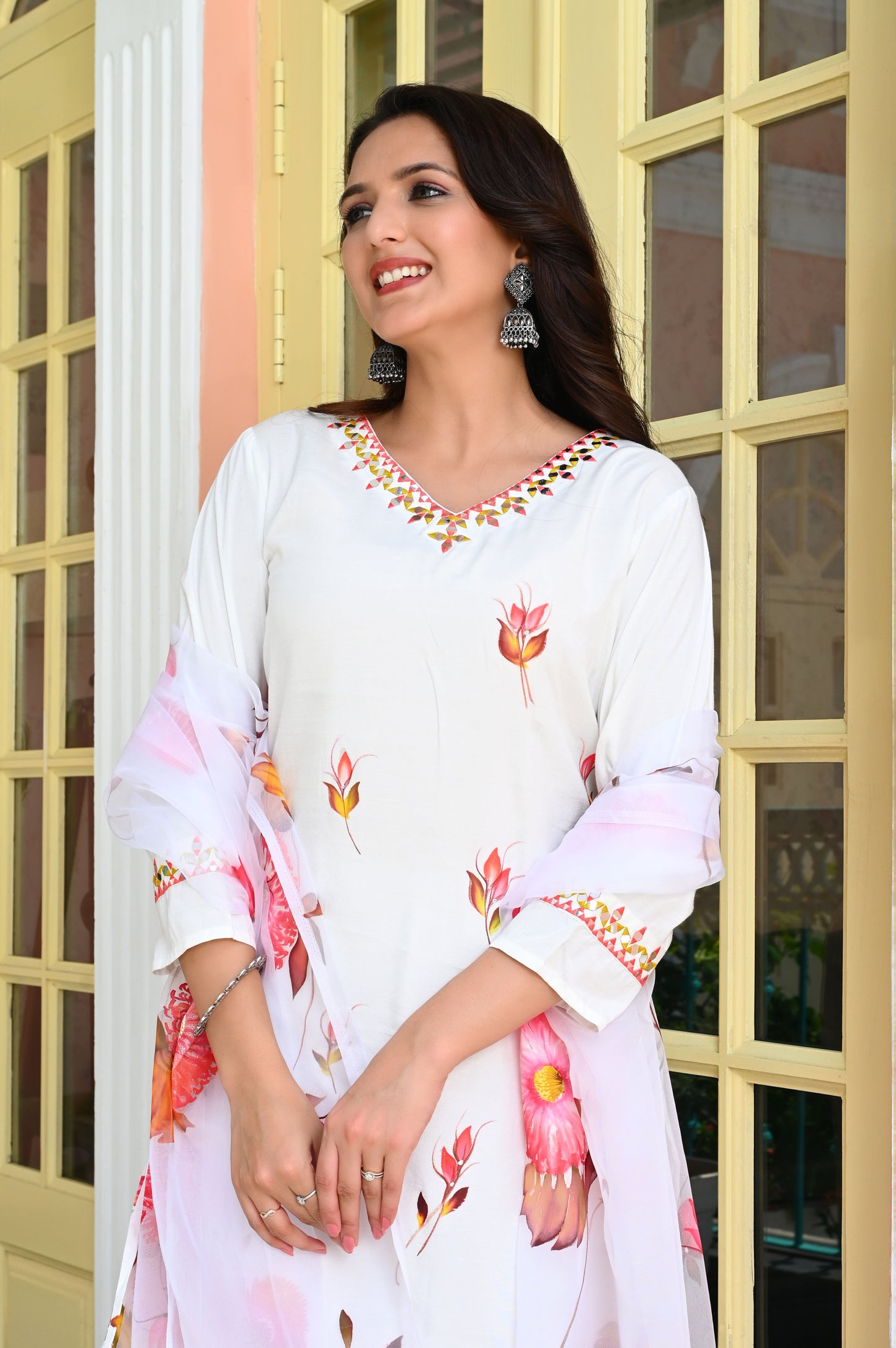 White & Peach Floral Hand Painted Mirror Work Muslin Kurta with Trousers & Organza Dupatta