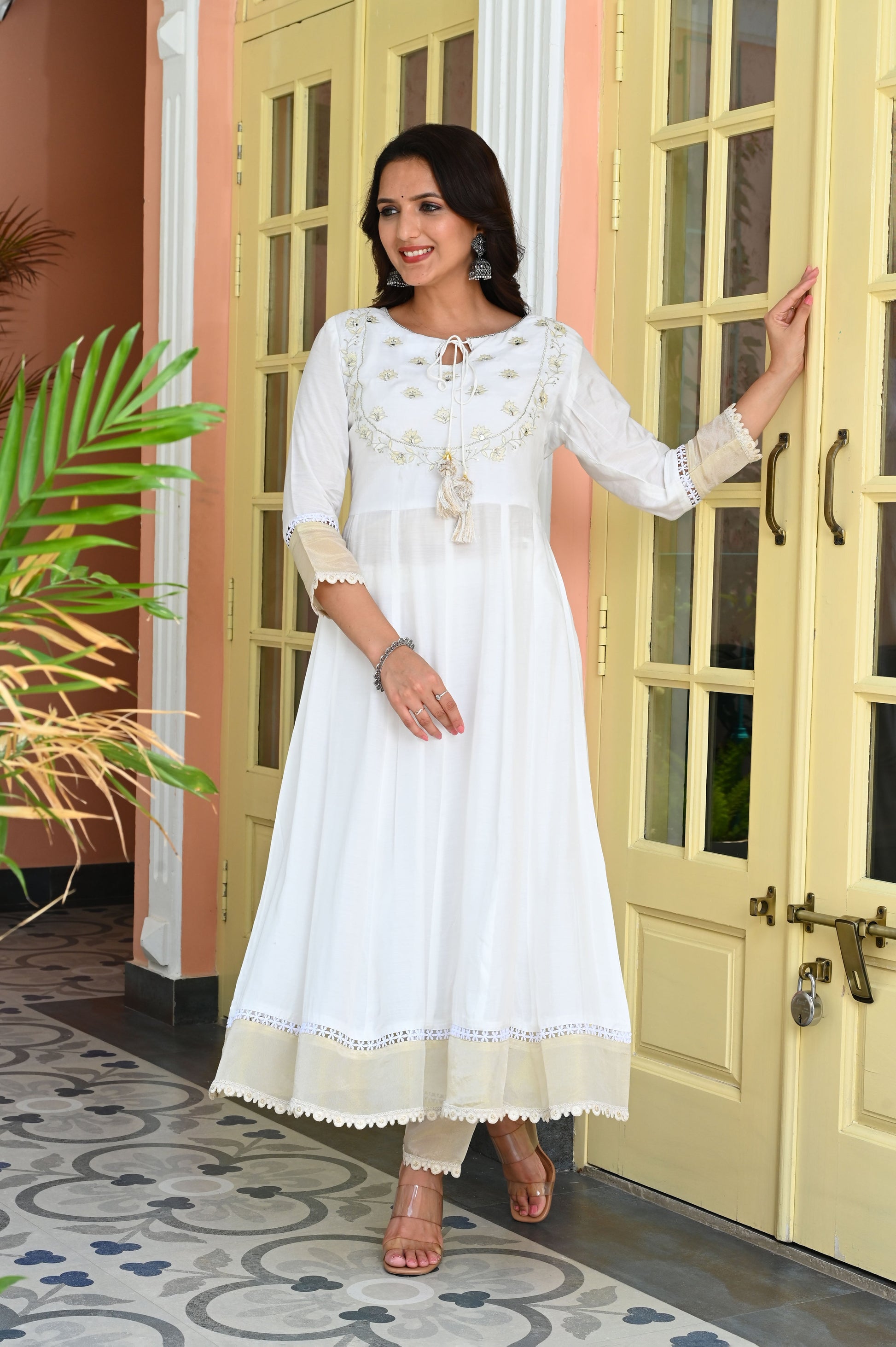 White & Gold Floral Embroidered Muslin Kurta with Trousers & Tissue Organza Dupatta