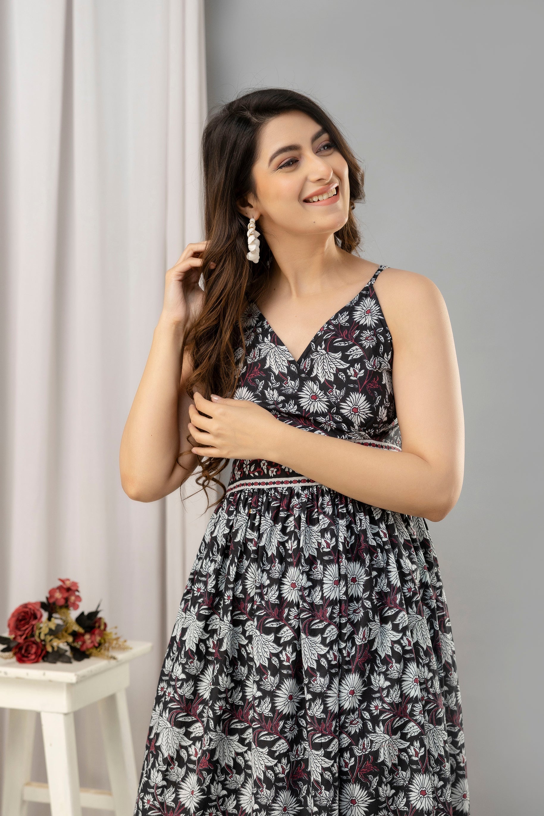 Black Floral Printed Sleeveless Fit and Flare Maxi Dress - SHKUP1445