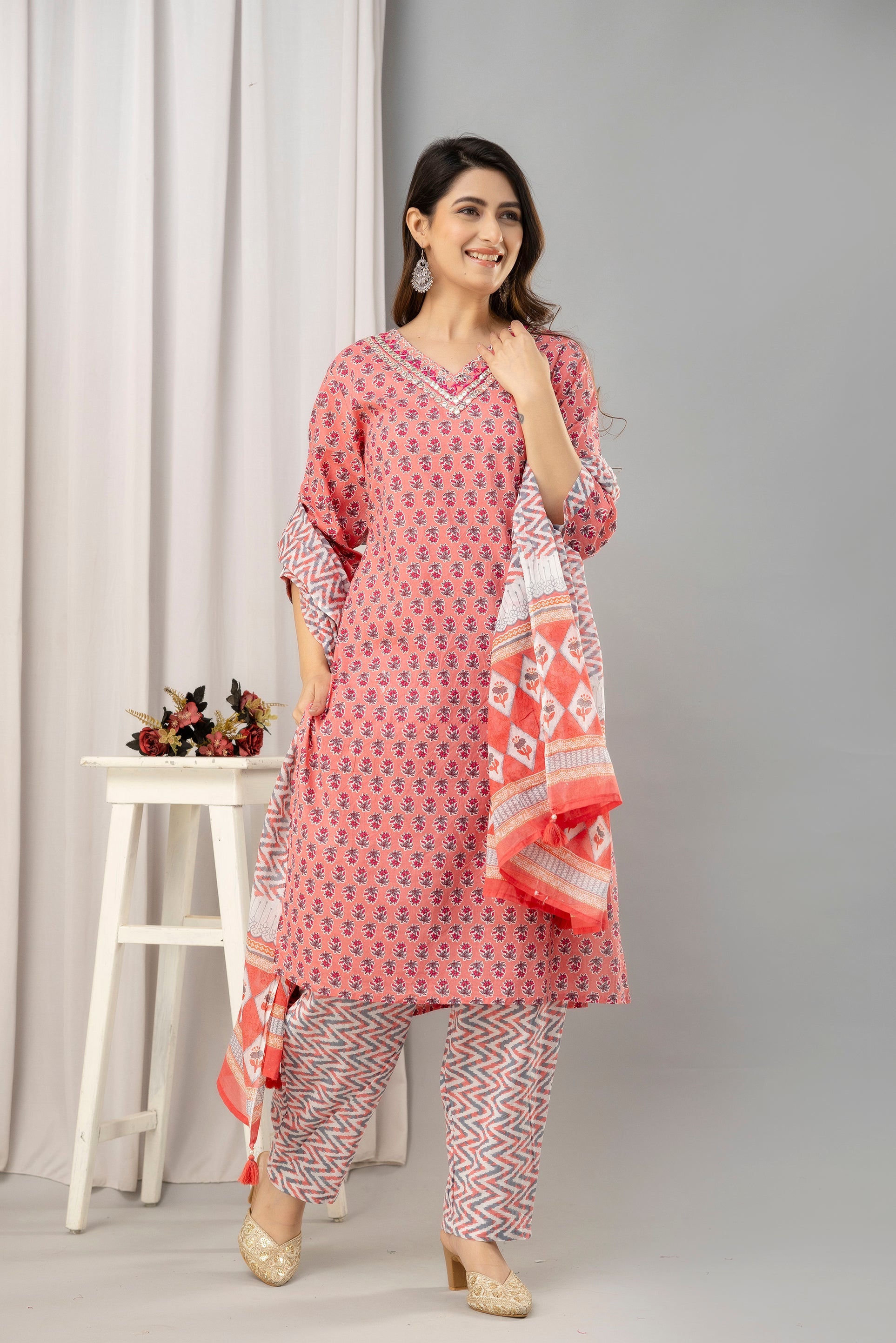 Women Pink Pure Cotton Printed Kurta with Trousers & Dupatta