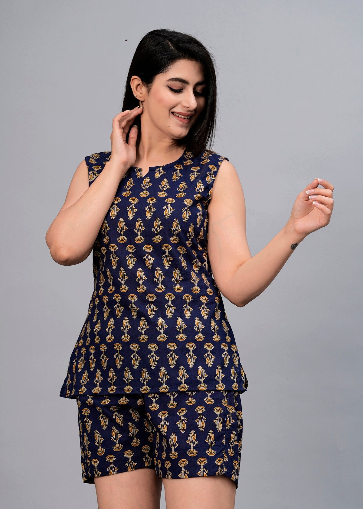 Women Navy Printed Night suit