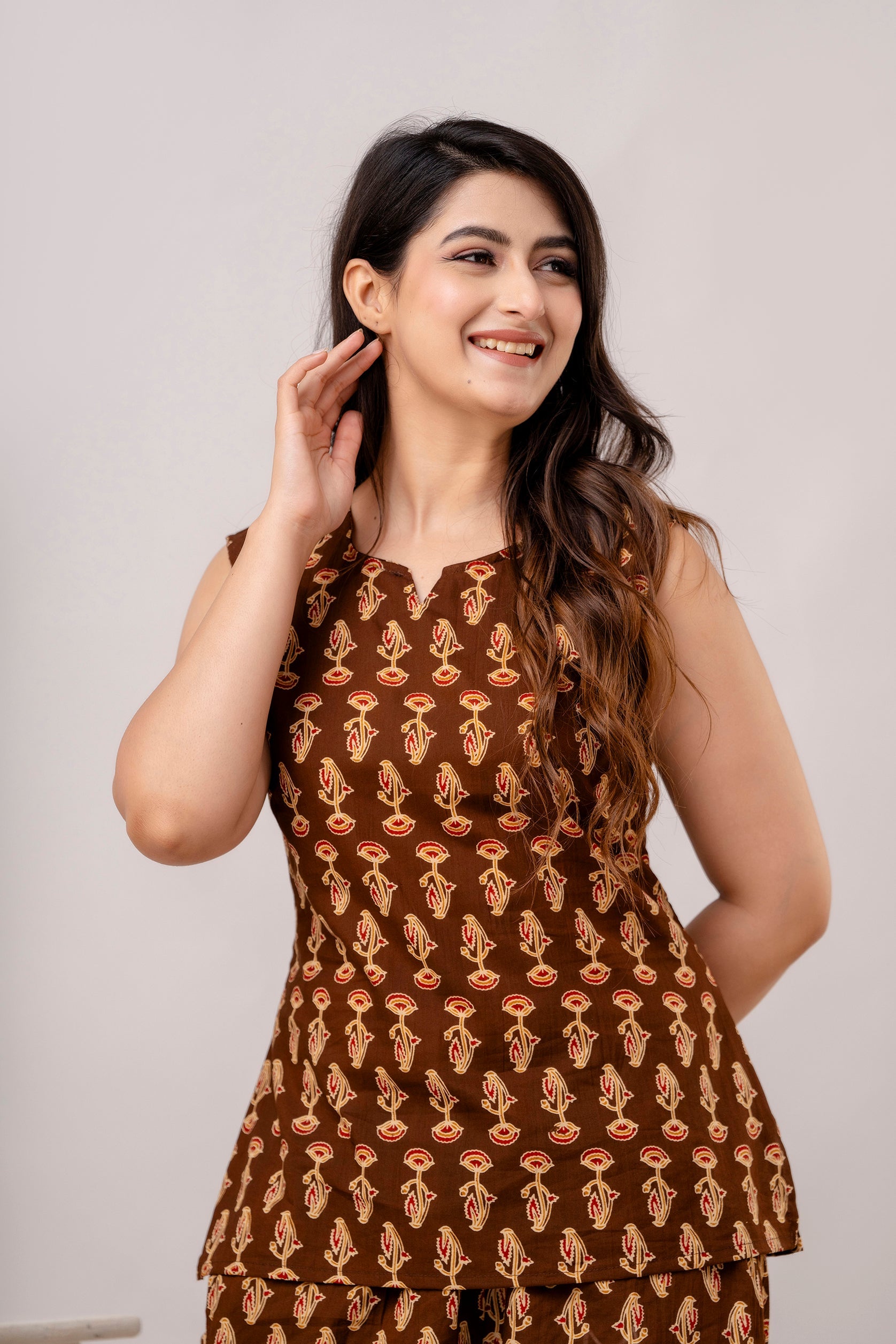 Women Floral Burnt Umber Printed Night suit