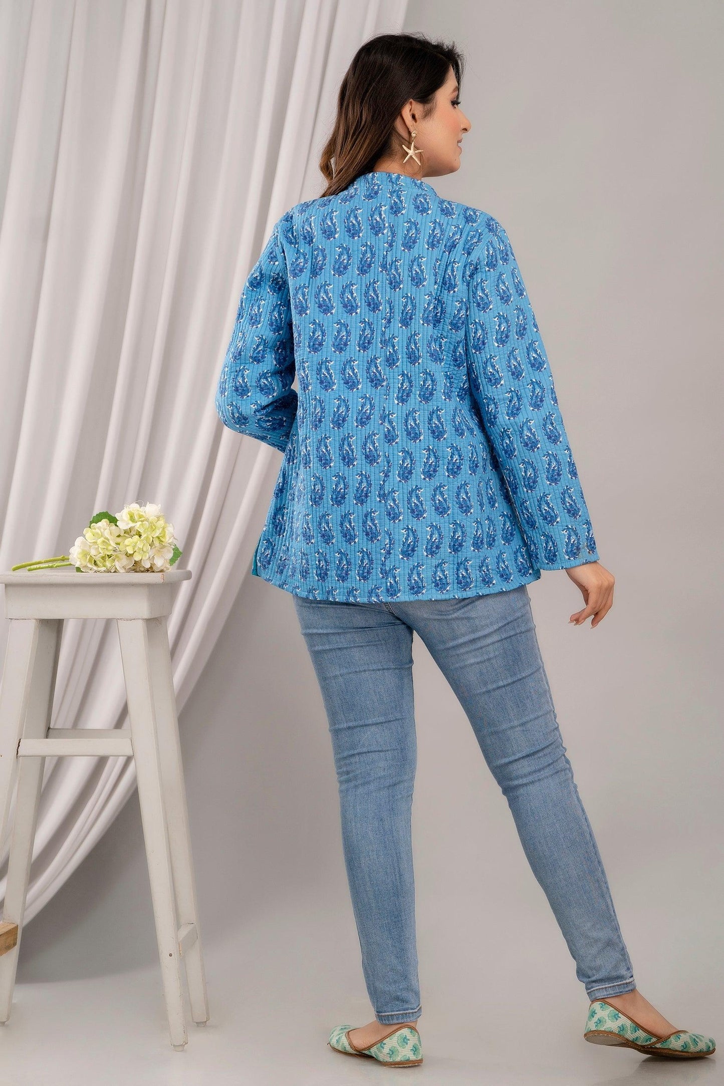 Women Printed Lightweight Cotton Quilted Blue Jacket - SHKL1027 - Frionkandy