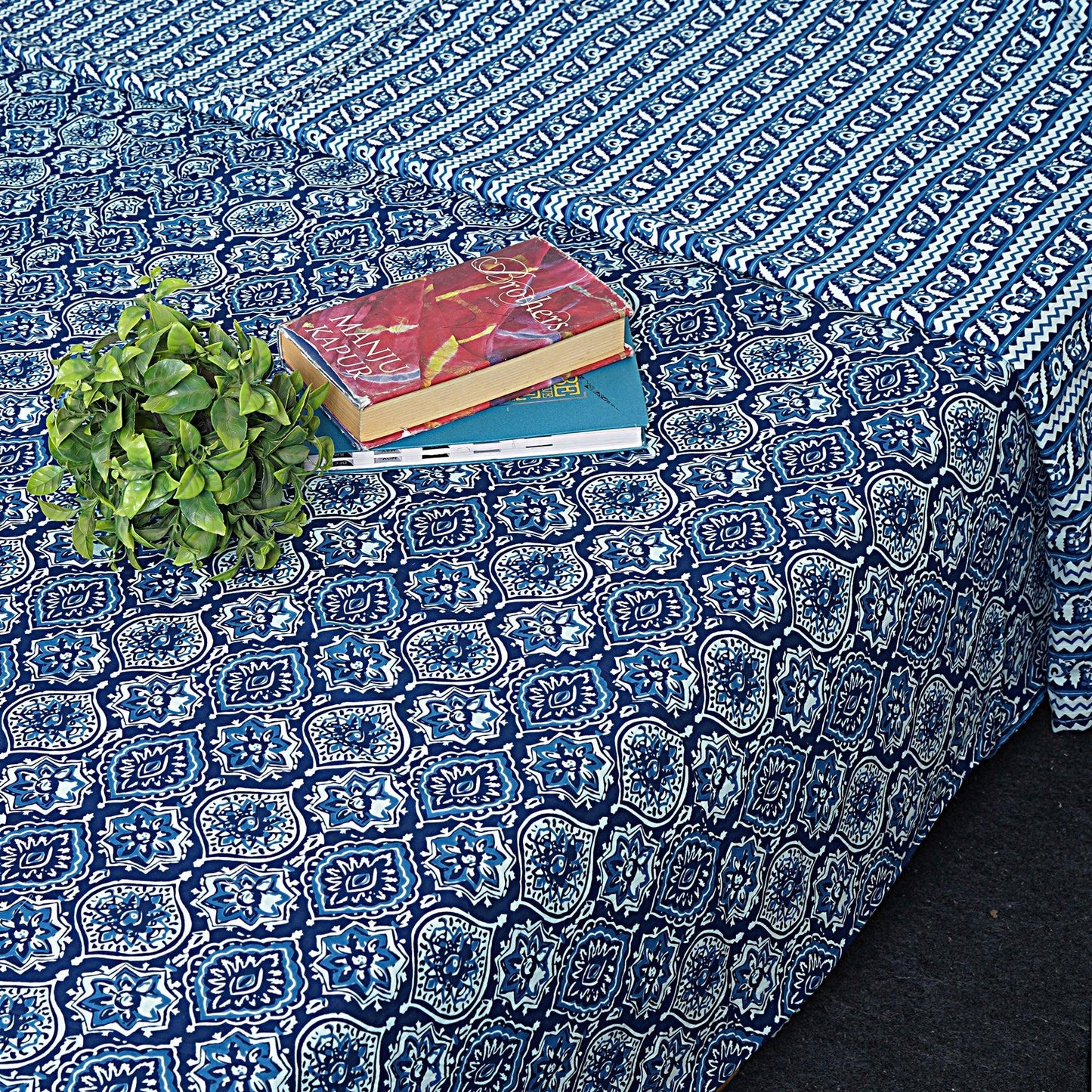 Indigo Blue Floral Print 240 TC Cotton Double Bed Dohar (SHKR1019) - Frionkandy