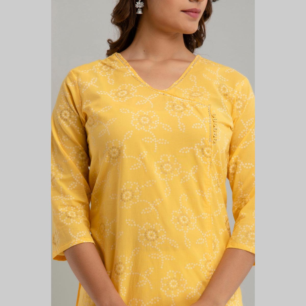 Women Yellow Floral Print Straight Kurta (SHKUP1217) - Frionkandy