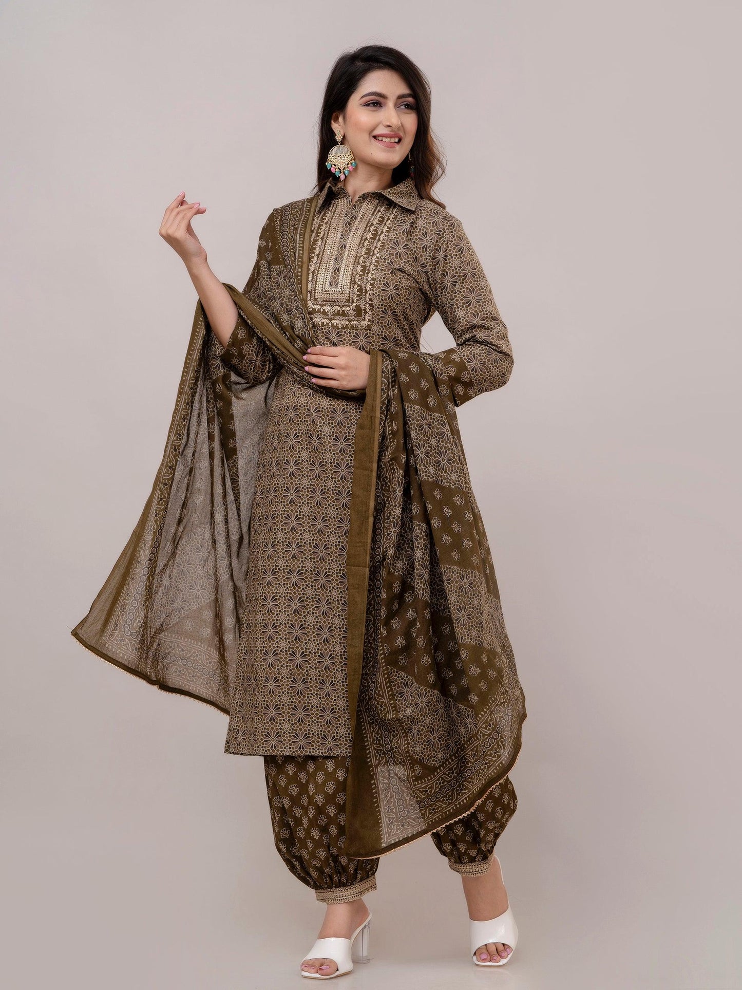 Women Pullman Green Sequinned Yoke Design Kurta with Pyjamas & Dupatta - Frionkandy